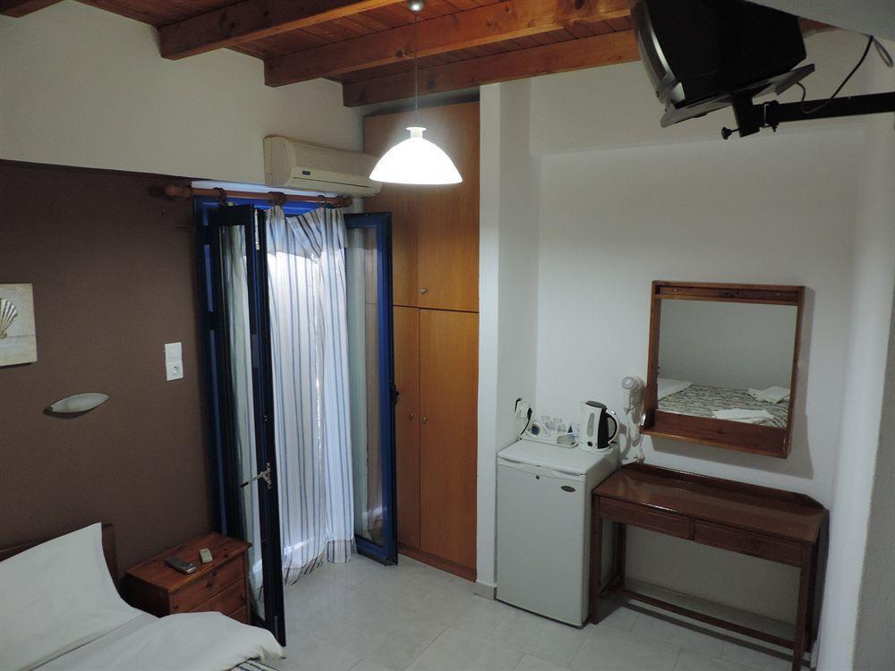 Kyma Hotel Loutro Bagian luar foto